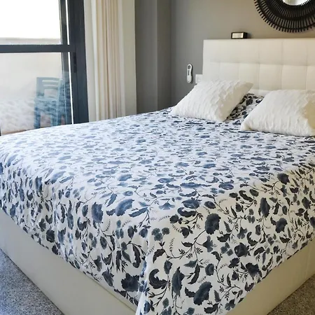 Апартаменти Luxury With Sea Views Private Parking And Terrace