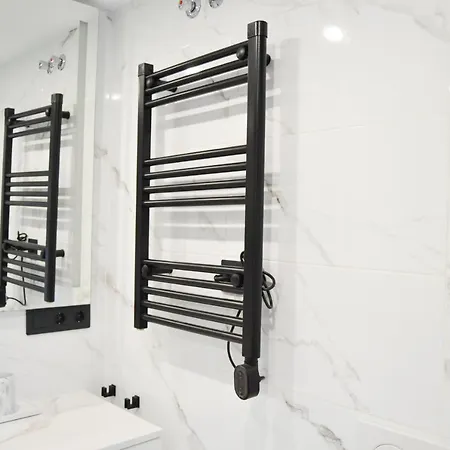 Luxury With Sea Views Private Parking And Terrace Фуенхірола