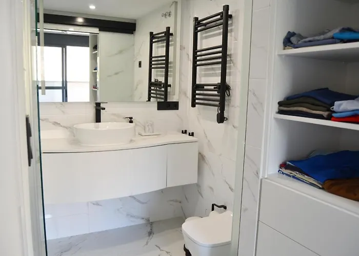 Luxury With Sea Views Private Parking And Terrace Daire Fuengirola