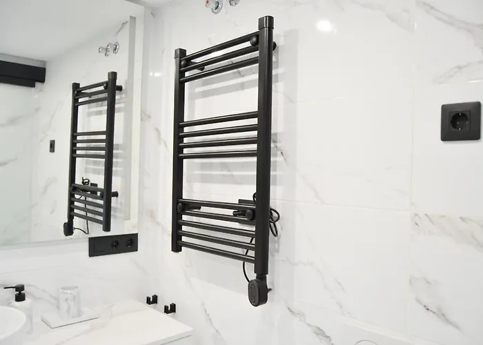 Luxury With Sea Views Private Parking And Terrace Fuengirola