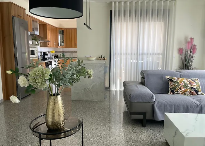 Luxury With Sea Views Private Parking And Terrace *